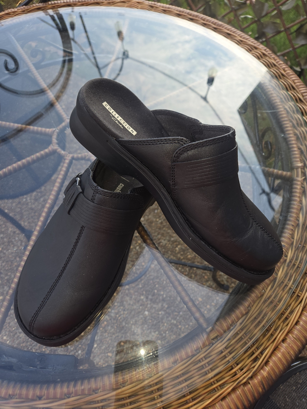 Clarks Black Leather Slip-On Women's Clogs